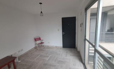 Departamento de 2 ambientes en alquiler en Morón