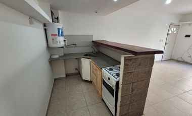 Departamento dos ambientes - Morón