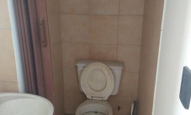 Excelente local comercial en la mejor cuadra de Escalada Centro!!!