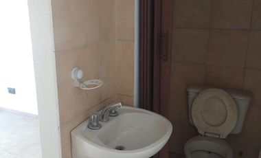 Excelente local comercial en la mejor cuadra de Escalada Centro!!!