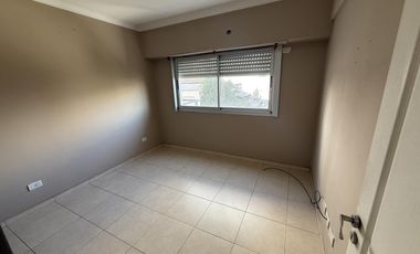 Departamento en alquiler de 2 ambiente con balcón - Wilde Avellaneda