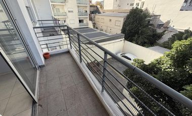 Departamento en alquiler de 2 ambiente con balcón - Wilde Avellaneda