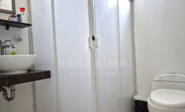 Puerta de Piedra:  Casa amueblada de tres recamaras con extensión de terreno.
