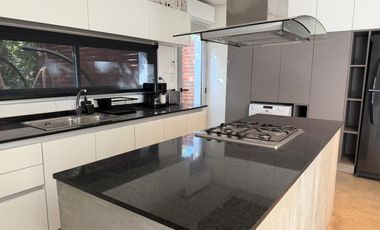 Alquiler de Casa Amoblada 3 dormitorios, 3 baños