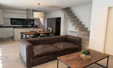 Alquiler de Casa Amoblada 3 dormitorios, 3 baños