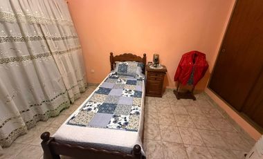 PH  con entrada independien 3 ambientes con patio, dos baños, excelente ubicación- Villa Dominico