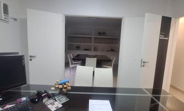 Venta edificio de 2 plantas ideal oficina / consultorio Cipolletti. Rio Negro