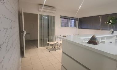 Venta edificio de 2 plantas ideal oficina / consultorio Cipolletti. Rio Negro