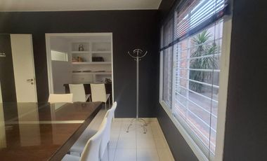 Venta edificio de 2 plantas ideal oficina / consultorio Cipolletti. Rio Negro