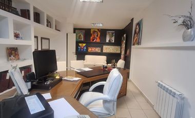 Venta edificio de 2 plantas ideal oficina / consultorio Cipolletti. Rio Negro