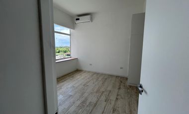 Departamento en alquiler 3 ambientes - Edit Delta Center - en Rincon de Milberg - C301