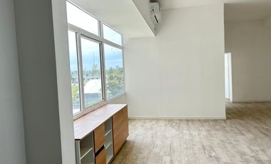 Departamento en alquiler 3 ambientes - Edit Delta Center - en Rincon de Milberg - C301