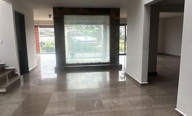 VENTA/RENTA DE CASA EN BOSQUE REAL HUIXQUILUCAN FRENTE A CENTRAL PARK
