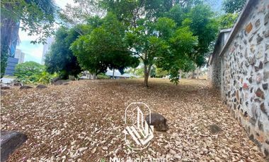 Se Vende terreno en La Cresta rt