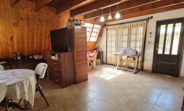 Casa Alpino 4 amb. - Vucetich y Av. Mario Bravo
