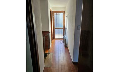Dúplex 4 ambientes con garaje - Monte Grande