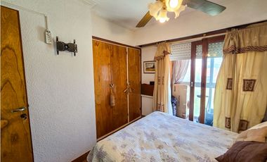Dúplex 2 amb. con balcón- Apto credito - A metros del mar - Miramar