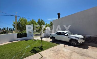 VENTA - CASA B° PRIVADO SANTA ANGELA, CENTENARIO