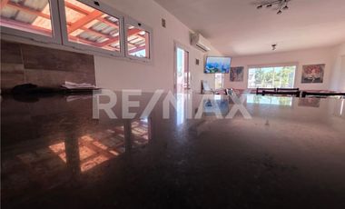 VENTA - CASA B° PRIVADO SANTA ANGELA, CENTENARIO