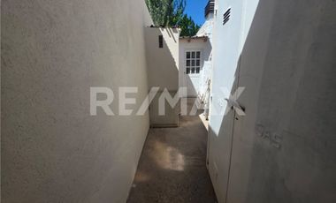 VENTA - CASA B° PRIVADO SANTA ANGELA, CENTENARIO