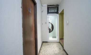 OFICINAS Y COCHERA EN VENTA
