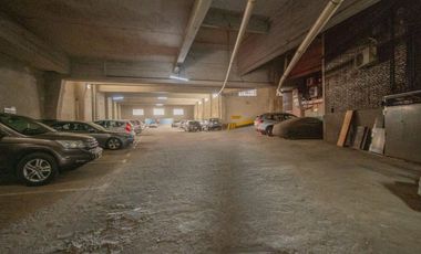OFICINAS Y COCHERA EN VENTA