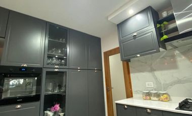 VENTA CASA 5 AMBIENTES, EN AREA 60.