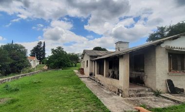 VENTA CASONA A RECIC PILETA LOTE 5500 M2 LA GRANJA
