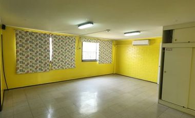 Local Comercial en Venta en Av. San Miguel #3171