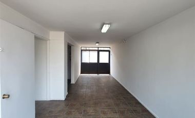 Local Comercial en Venta en Av. San Miguel #3171