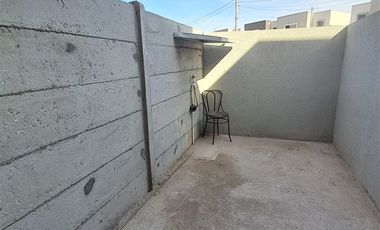 Casa en Arriendo en eloisa poppe 1163