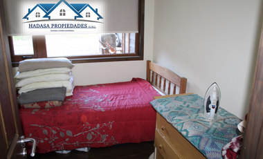 EN VENTA COMODA CASA, ZONA URBANA, AMPLIO TERRENO