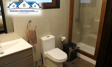 EN VENTA COMODA CASA, ZONA URBANA, AMPLIO TERRENO