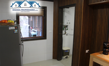 EN VENTA COMODA CASA, ZONA URBANA, AMPLIO TERRENO