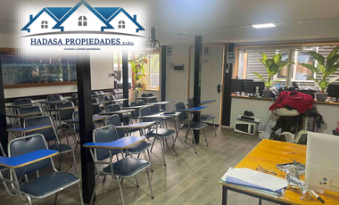 VENTA AMPLIA CASA ADAPTADA PARA USO OFICINA
