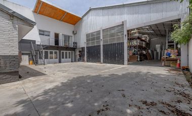 VENTA EN BLOCK 3 GALPONES LOCAL 3 DEPTOS OFICINAS