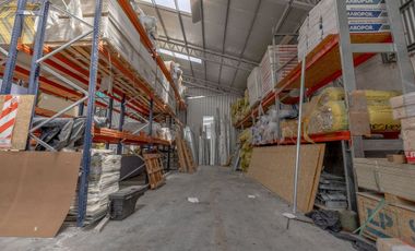VENTA EN BLOCK 3 GALPONES LOCAL 3 DEPTOS OFICINAS