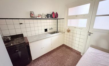 Venta depto 4 ambientes + dependecia Miramar