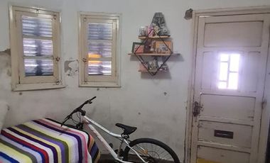VENTA DE CASA CON DOS DORMITORIOS EN GÁLVEZ