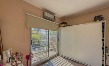 CASA EN VENTA BERAZATEGUI 4 DORMITORIOS PARQUE