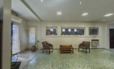 CASA EN VENTA BERAZATEGUI 4 DORMITORIOS PARQUE
