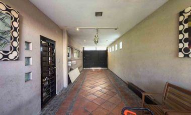 CASA EN VENTA BERAZATEGUI 4 DORMITORIOS PARQUE