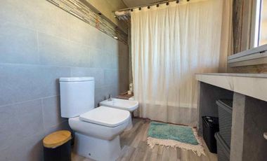 CASA EN VENTA BERAZATEGUI 4 DORMITORIOS PARQUE