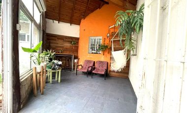 VENTA CHALET DE DOS PLANTAS EN ADROGUE
