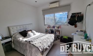 Casa 4 ambientes desarrollada en planta baja. Altos de Hudson II