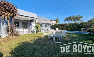 Casa 4 ambientes desarrollada en planta baja. Altos de Hudson II