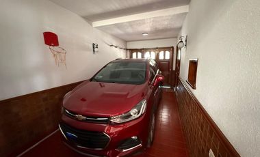 VENTA IMPORTANTE CASA EN RONDEAU 572. MACROCENTRO