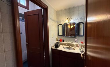 VENTA IMPORTANTE CASA EN RONDEAU 572. MACROCENTRO