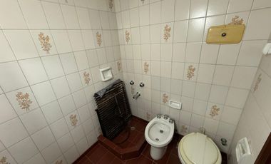 VENTA IMPORTANTE CASA EN RONDEAU 572. MACROCENTRO