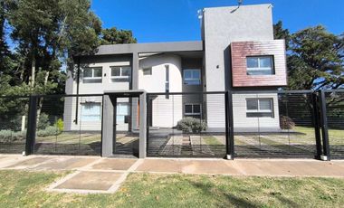 Venta Departamento 4 ambientes Estrenar c/cochera